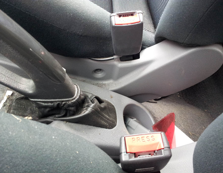 Proton Savvy Style seat-belt-stalk-buckle-driver-side-front